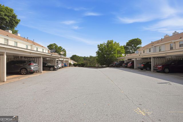 132 Old Ferry Way, Roswell, GA 30076