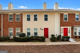 132 Old Ferry Way, Roswell, GA 30076