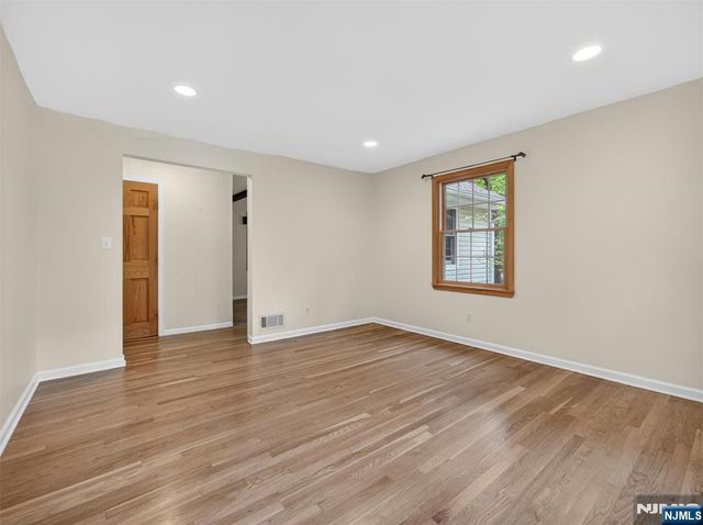157 Grove Street, Ramsey, NJ 07446