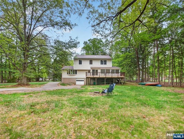 157 Grove Street, Ramsey, NJ 07446
