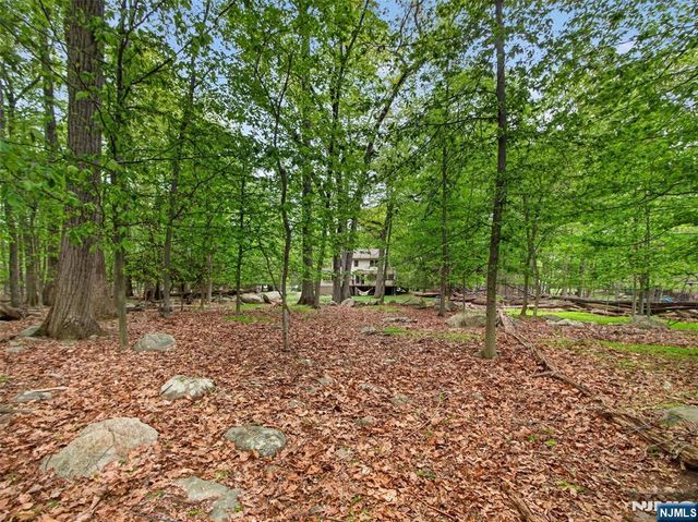 157 Grove Street, Ramsey, NJ 07446