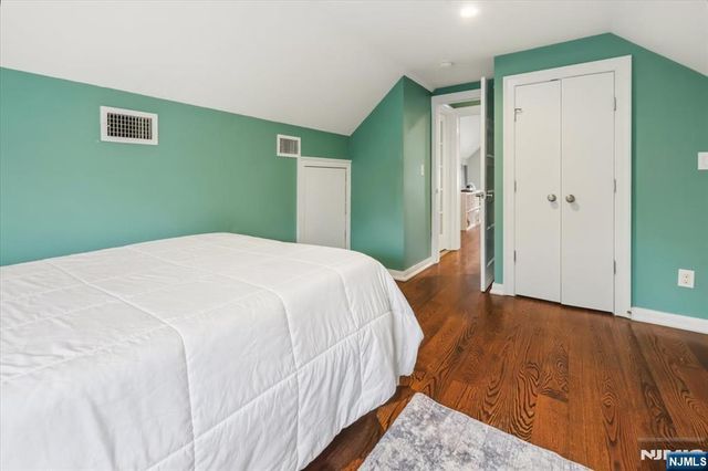 1-07 Lyons Avenue, Fair Lawn, NJ 07410