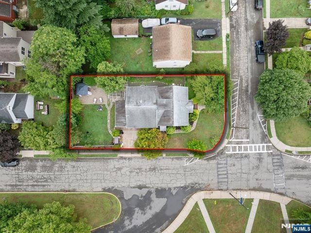 1-07 Lyons Avenue, Fair Lawn, NJ 07410