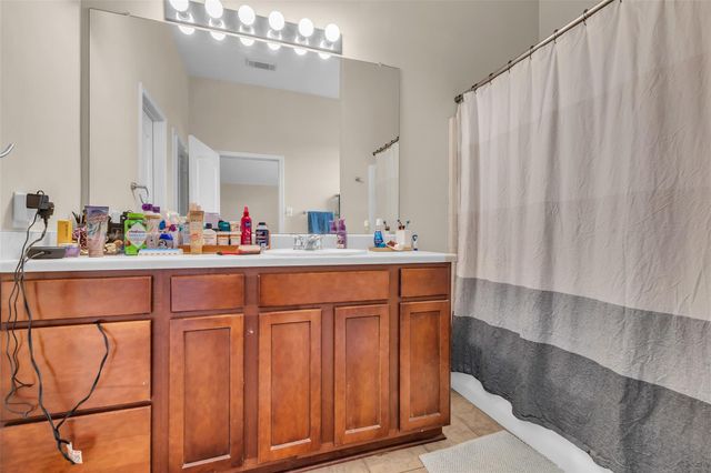 10711 Gilford Crest Drive, Spring, TX 77379