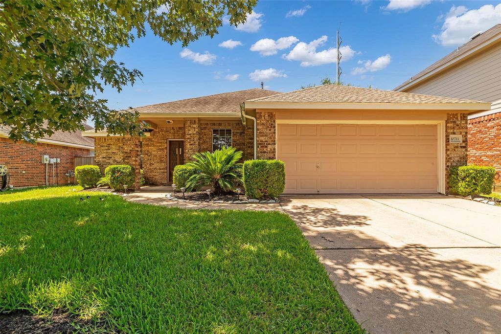 10711 Gilford Crest Drive, Spring, TX 77379