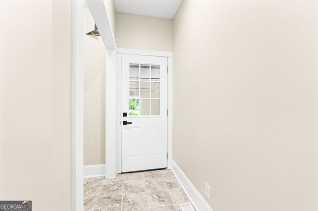 2850 Arrowhead Drive, Lizella, GA 31052