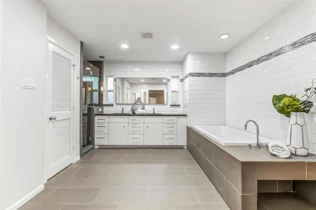 12326 Old Oaks Drive, Houston, TX 77024