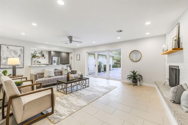 12326 Old Oaks Drive, Houston, TX 77024