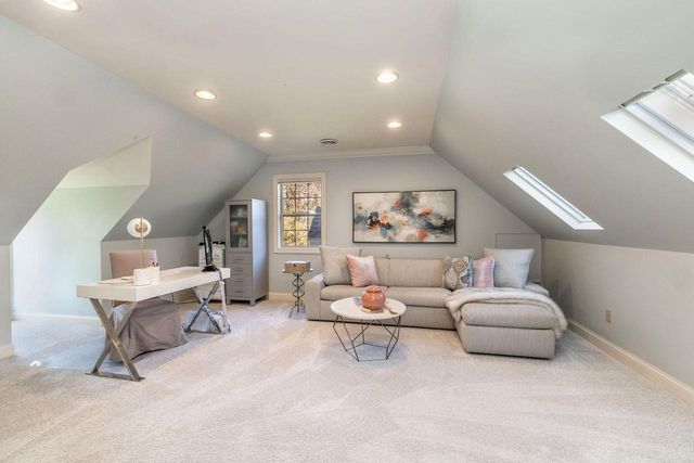 920 Madera CIRCLE, Elm Grove, WI 53122