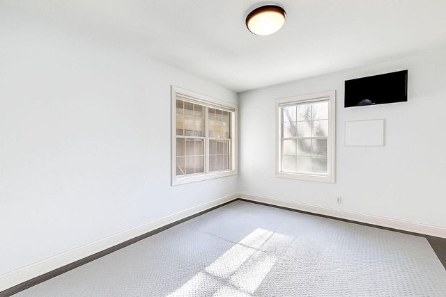 920 Madera CIRCLE, Elm Grove, WI 53122