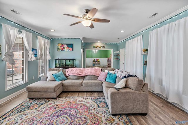 639 Vaughn Bridge Road NW, Hartselle, AL 35640