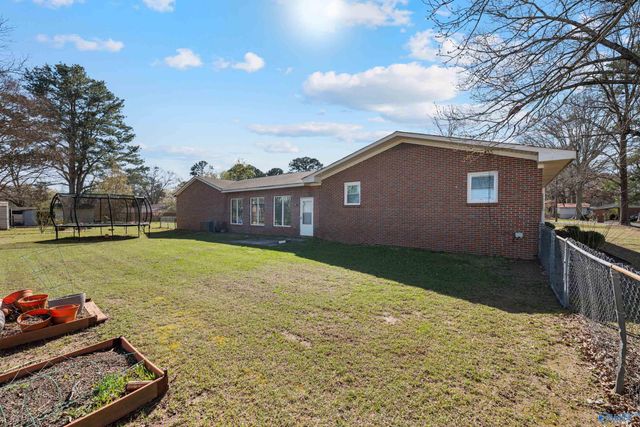 639 Vaughn Bridge Road NW, Hartselle, AL 35640