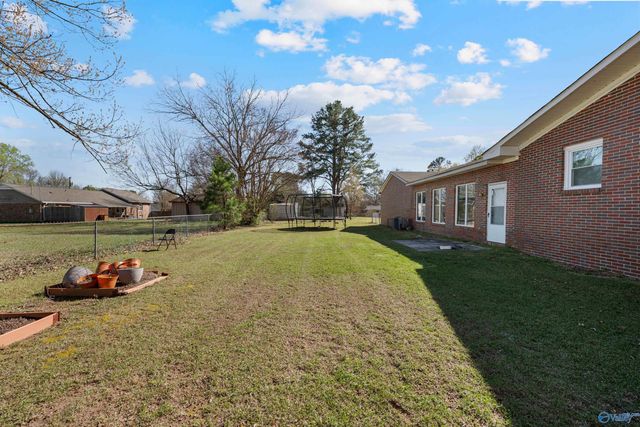 639 Vaughn Bridge Road NW, Hartselle, AL 35640