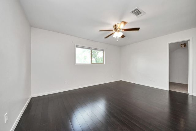 3410 Crow Valley Drive, Missouri City, TX 77459