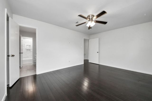 3410 Crow Valley Drive, Missouri City, TX 77459