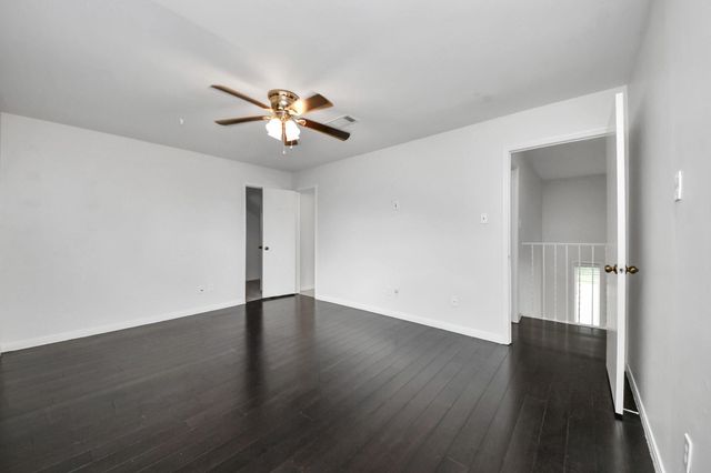 3410 Crow Valley Drive, Missouri City, TX 77459