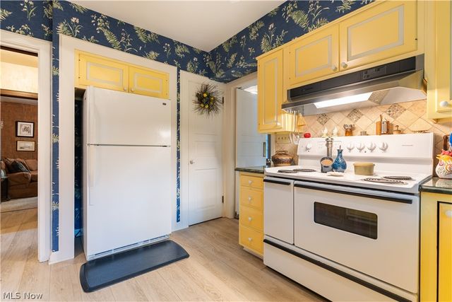 3705 Croydon Drive NW, Canton, OH 44718