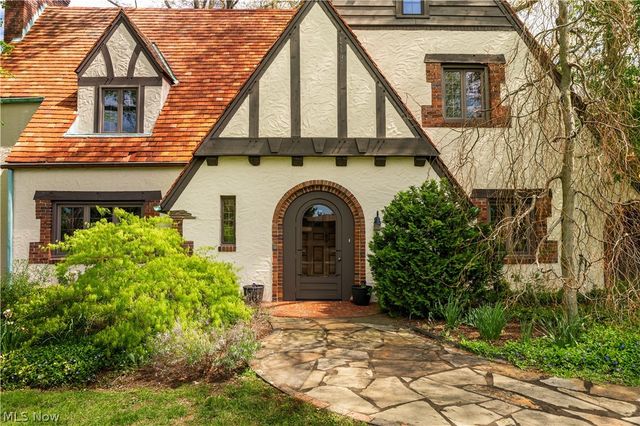 3705 Croydon Drive NW, Canton, OH 44718
