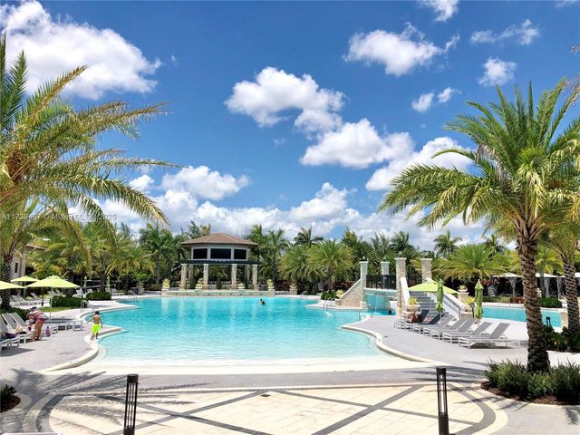 7925 NW 104th Ave 25, Doral, FL 33178