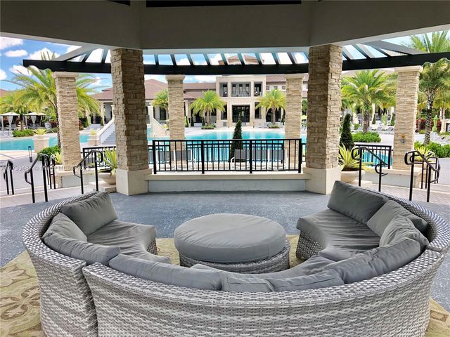 7925 NW 104th Ave 25, Doral, FL 33178