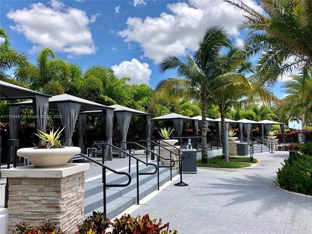 7925 NW 104th Ave 25, Doral, FL 33178