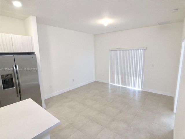 7925 NW 104th Ave 25, Doral, FL 33178