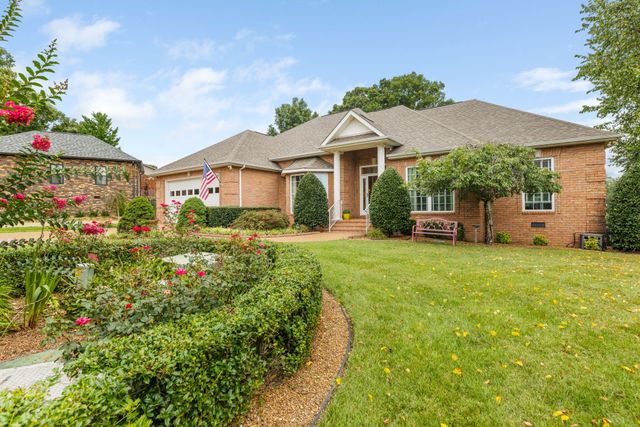 116 Courtside Ln, Tullahoma, TN 37388