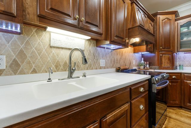 116 Courtside Ln, Tullahoma, TN 37388