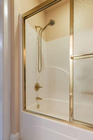 116 Courtside Ln, Tullahoma, TN 37388