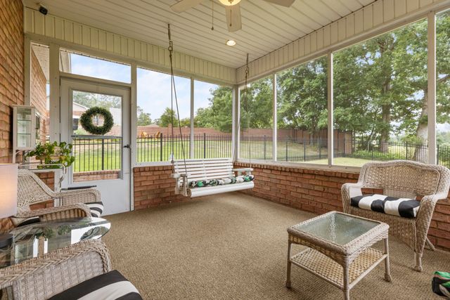 116 Courtside Ln, Tullahoma, TN 37388