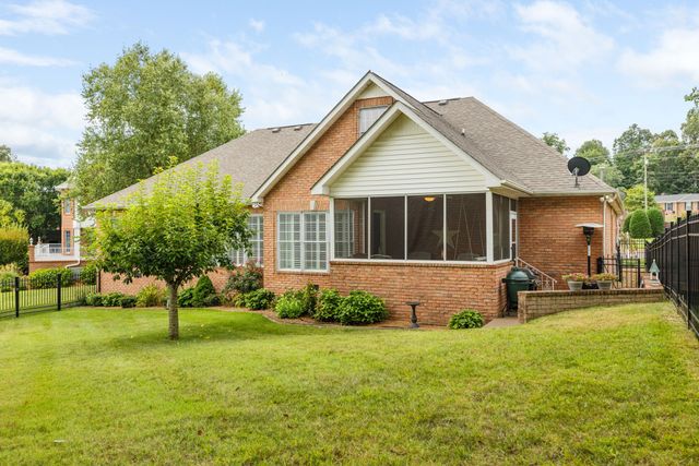 116 Courtside Ln, Tullahoma, TN 37388