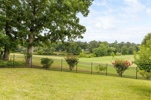 116 Courtside Ln, Tullahoma, TN 37388