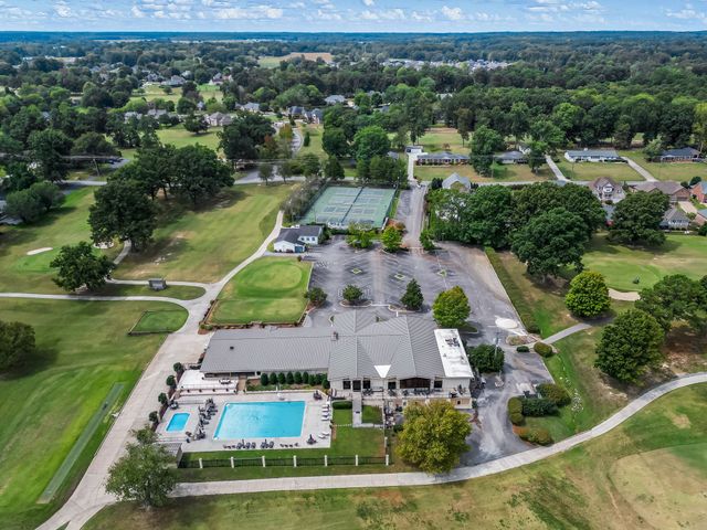 116 Courtside Ln, Tullahoma, TN 37388