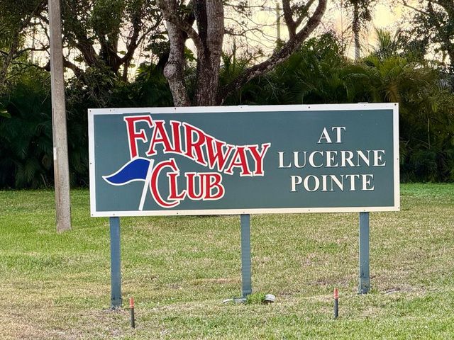 4745 Lucerne Lakes Boulevard 102, Lake Worth, FL 33467