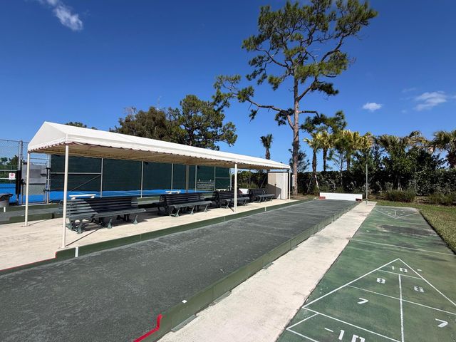 4745 Lucerne Lakes Boulevard 102, Lake Worth, FL 33467