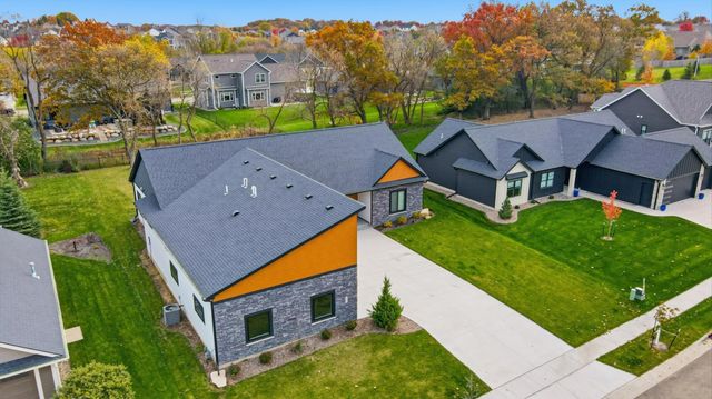 3174 Yellow Rose Lane SW, Rochester, MN 55902