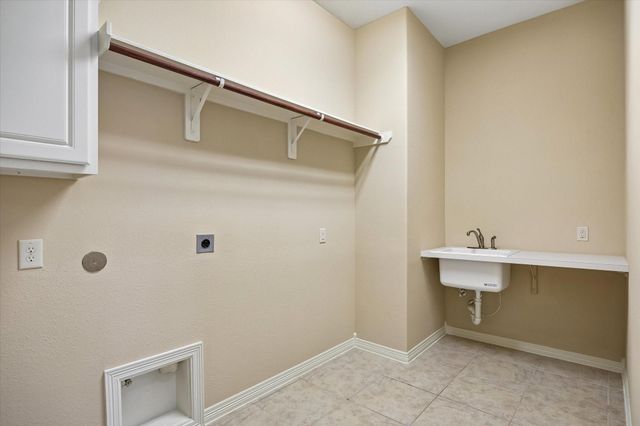 6618 Turlock Springs Court, Sugar Land, TX 77479