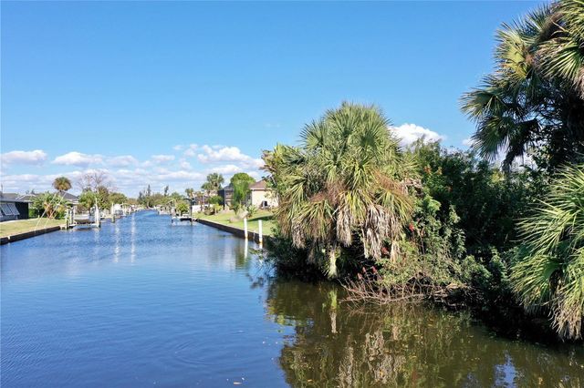 2803 RIVERSIDE DRIVE, Punta Gorda, FL 33950