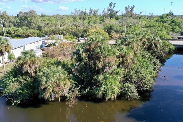 2803 RIVERSIDE DRIVE, Punta Gorda, FL 33950