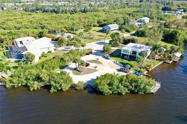 2803 RIVERSIDE DRIVE, Punta Gorda, FL 33950
