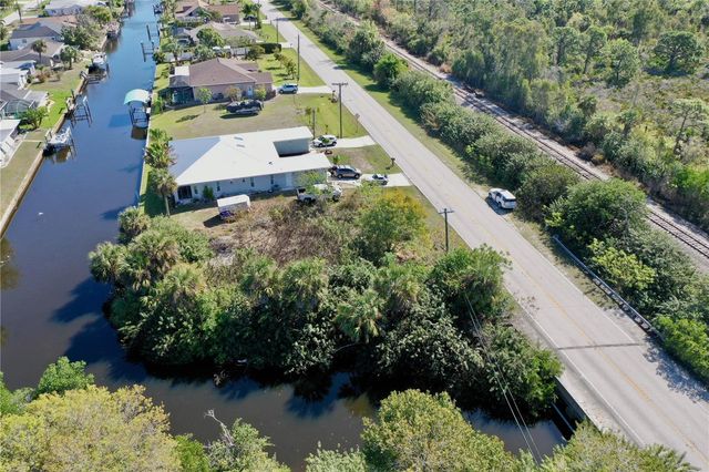 2803 RIVERSIDE DRIVE, Punta Gorda, FL 33950