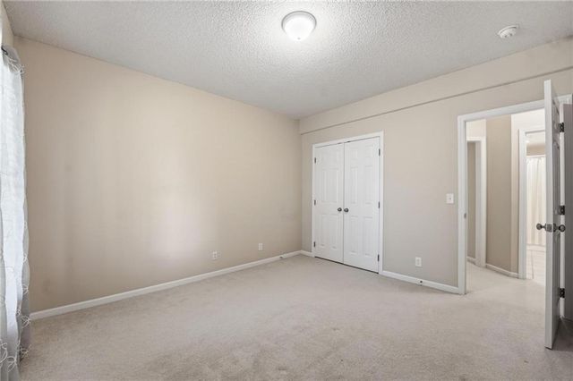 12604 Noland Street, Overland Park, KS 66213