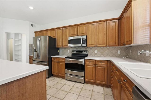 12604 Noland Street, Overland Park, KS 66213
