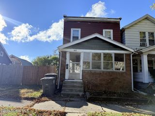 413 Walbridge Avenue, Toledo, OH 43609