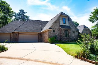 1 Greenbriar Court, Ponca City, OK 74604