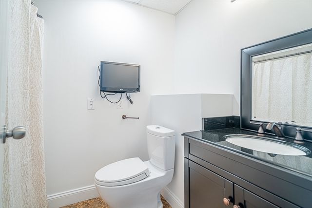 5 Lowther Place, Nashua, NH 03060