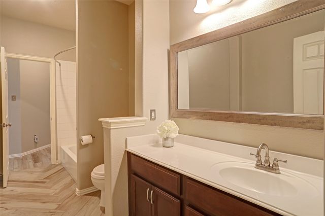 2804 Cascade Cove Drive, Little Elm, TX 75068