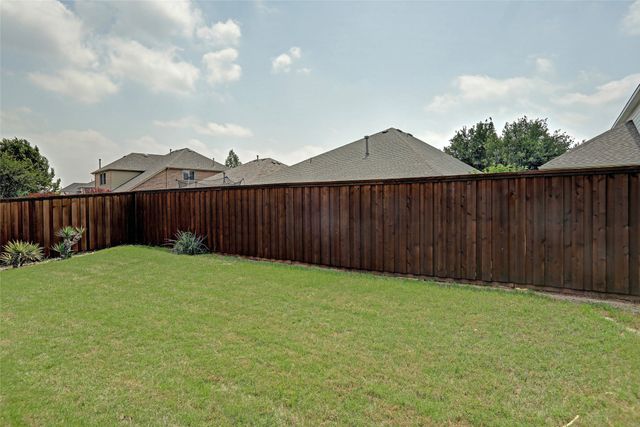 2804 Cascade Cove Drive, Little Elm, TX 75068