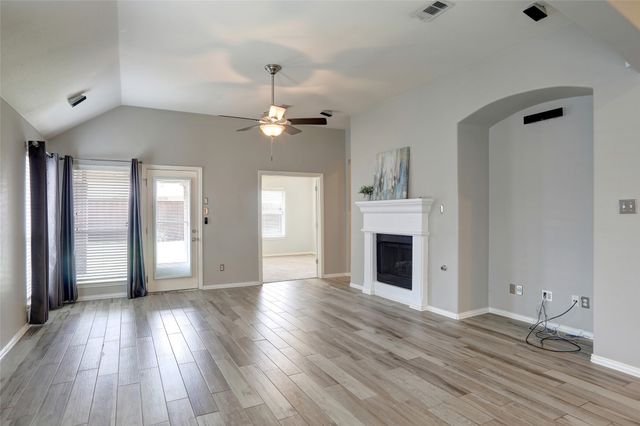 2804 Cascade Cove Drive, Little Elm, TX 75068