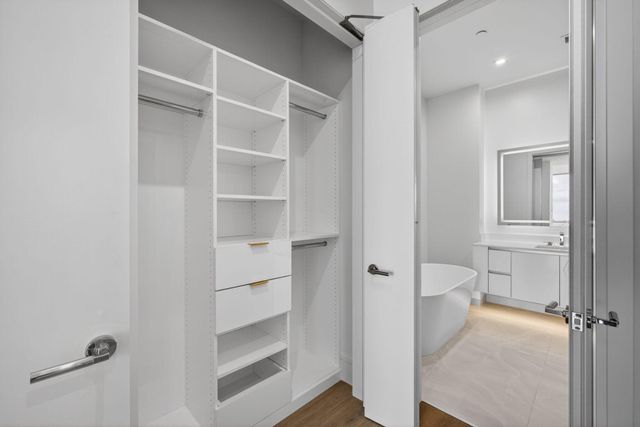 220 Lake Shore Drive 617, Lake Park, FL 33403
